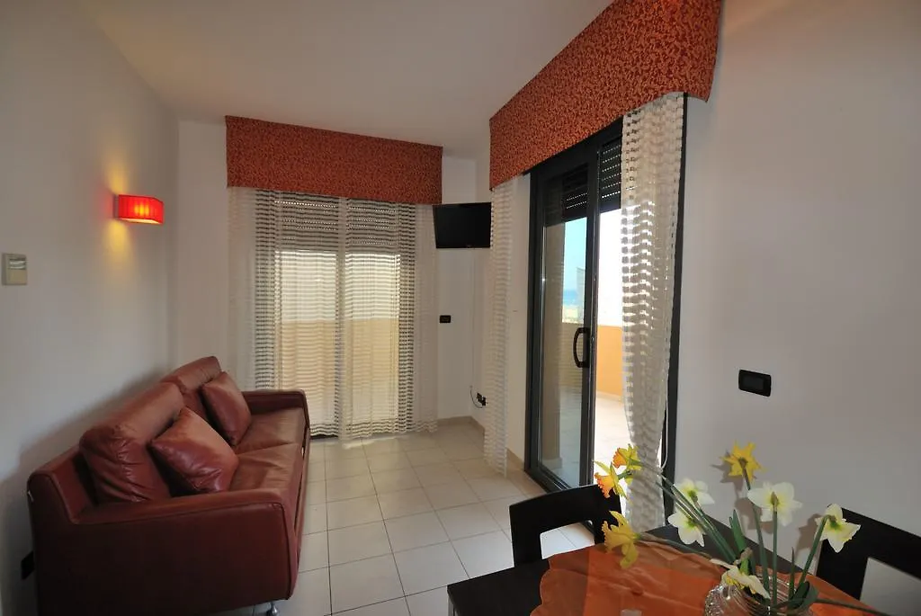 **** Aparthotel Residence Domus Italy