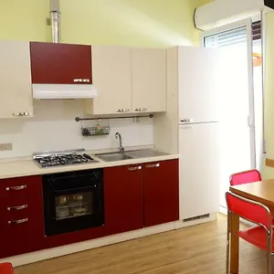 appartamento-holiday-rimini-100mt-dal-mare.riccione-hotels.org/